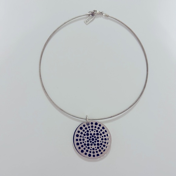 Necklace - Picture 2 of 2